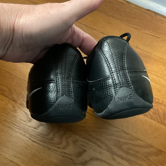 NIKE Black NE MARQUE PAS Non Marking Aerobic Dance Cheer Women Shoes Sz 7.5 - Picture 5 of 12